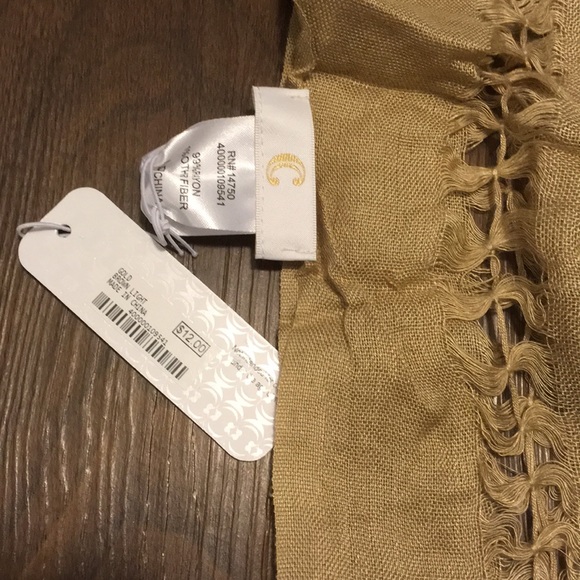 2/$15 NWT Charming Charlie camel infinity scarf - Picture 3 of 3